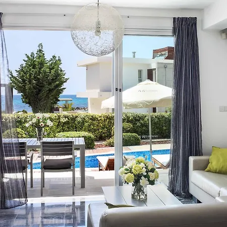 Sky Vila Paphos
